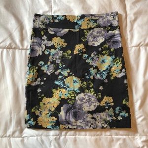 Forever 21 High-Waisted Floral Skirt